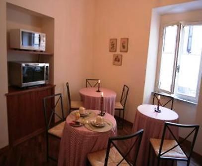 B&B Vicolo Vecchio Terracina Eksteriør bilde