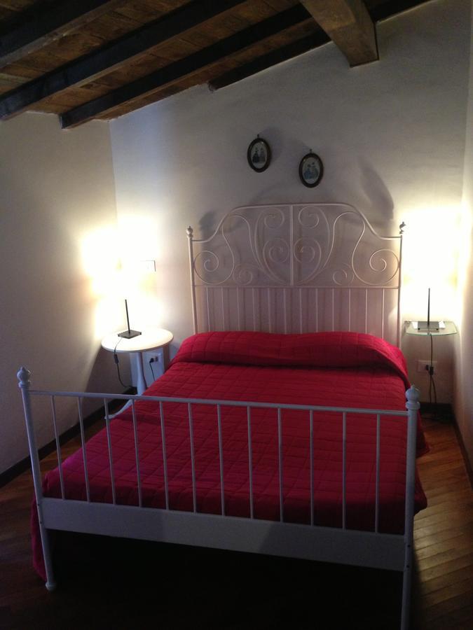 B&B Vicolo Vecchio Terracina Eksteriør bilde